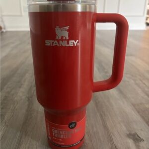 Limited Edition E.L.F Stanley 40oz